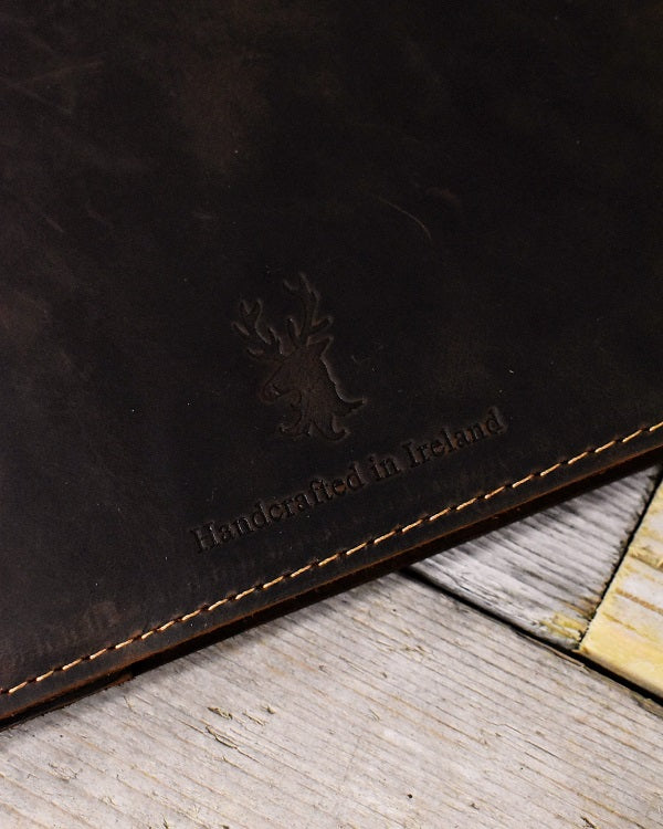 Distressed Leather Notebook Cover A4 - Handcrafted - Mishnóc