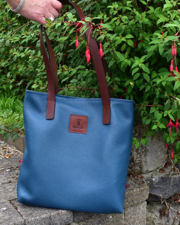 Sonas Leather Tote