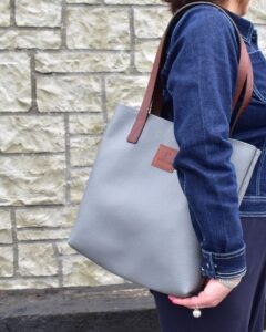 Sonas Leather Tote