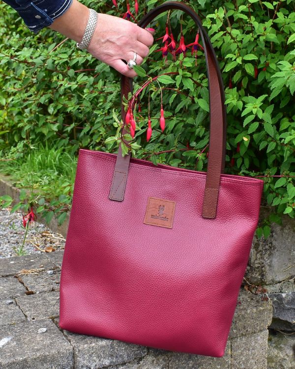 Sonas Leather Tote