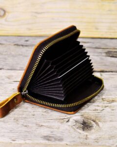 Accordion Card Holder