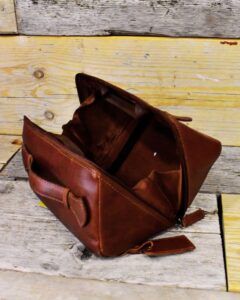 1847 Leather Wash Bag